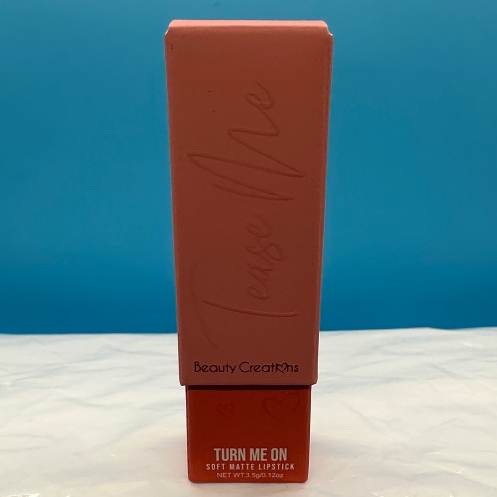 Beauty Creations Tease Me Soft Matte Lipstick - Coral Pink - Picture 3 of 6